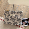 Minimalist Goat Pouch Canvas Zipper Bag
